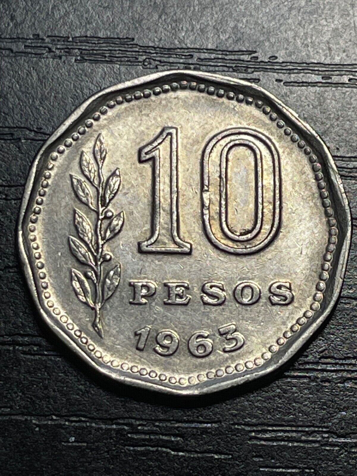 Argentina 10 Pesos 1963 Nickel Clad Steel Coin