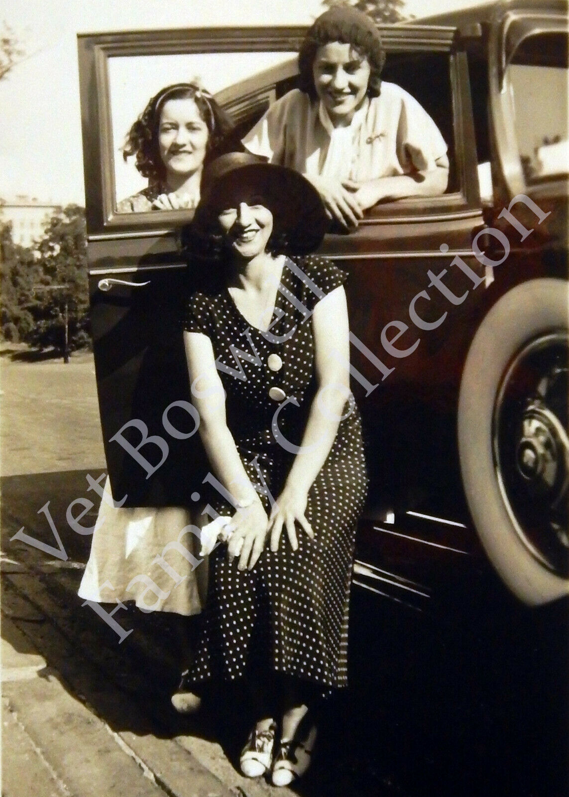 Boswell Sisters Candid Private Shot in Car ca 1930 5x7 Print Matted