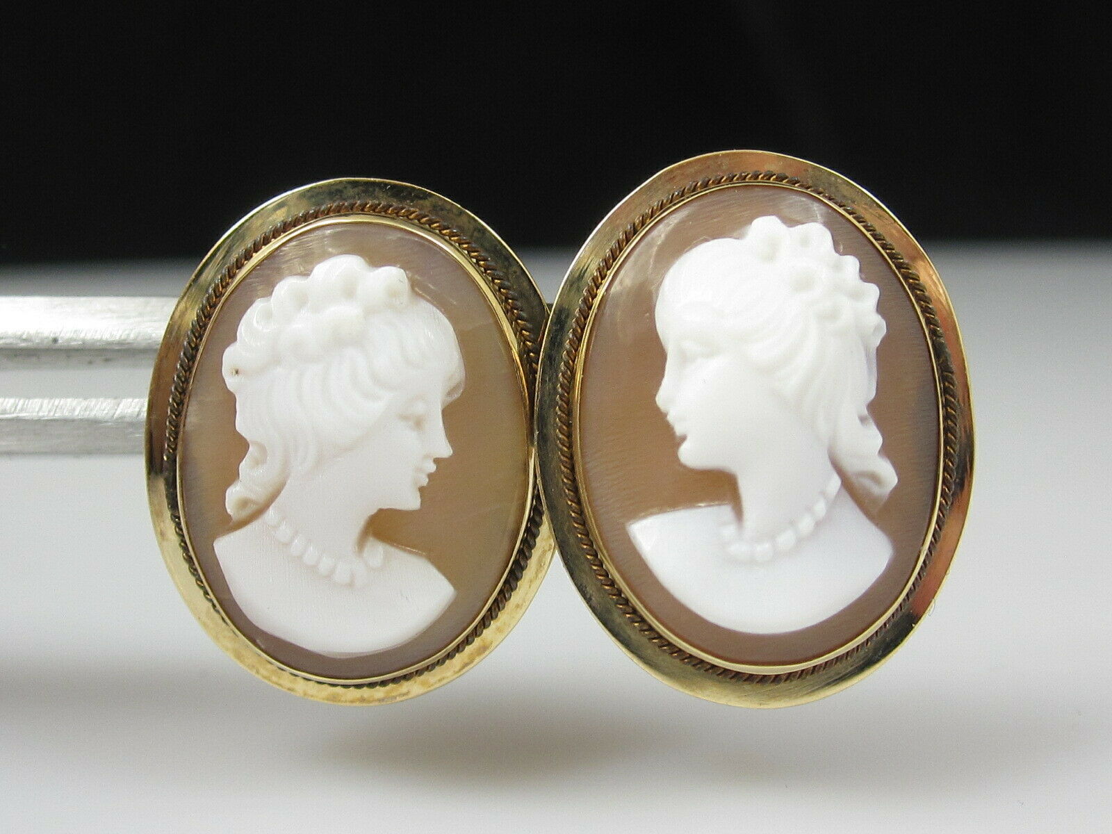 Antique Cameo Earrings 14K Yellow Gold Vintage Estate Victorian Shell Pierced