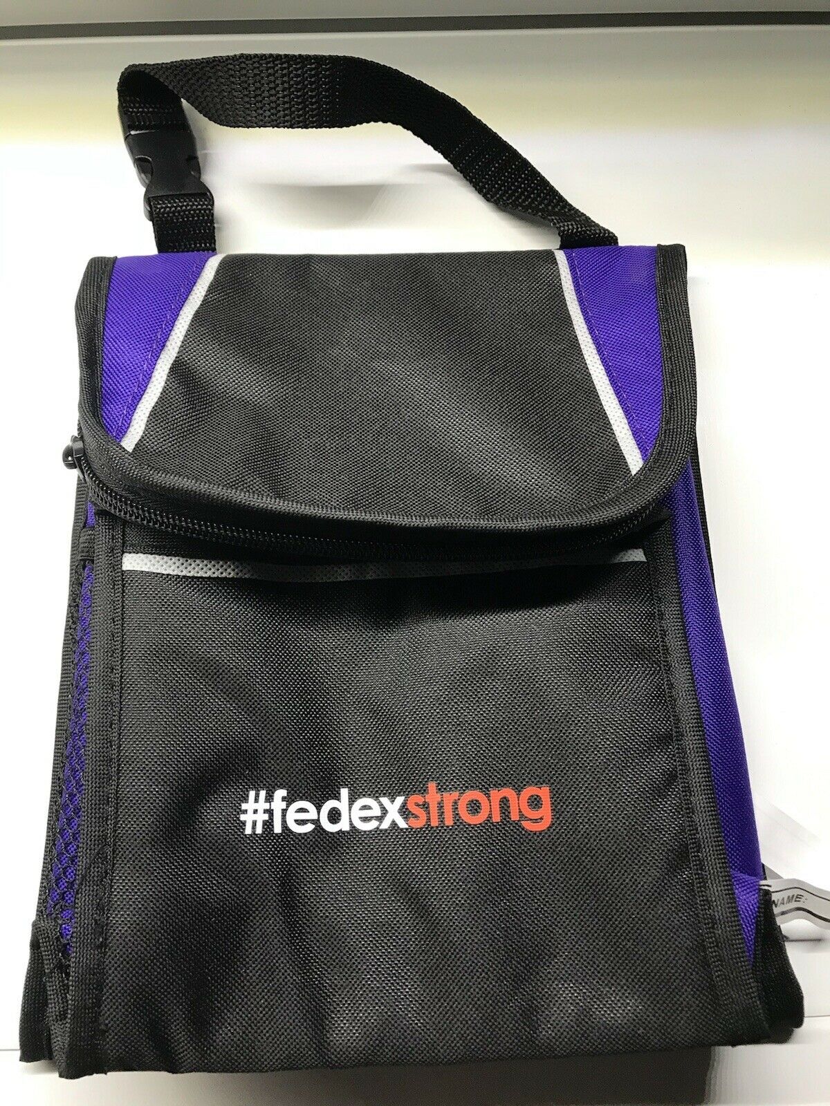 FedEx Lunch Bag, FedEx Strong  Lunch Bag Brand New!