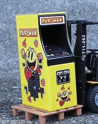 Pac Man Arcade Game Miniature 1/24 Scale G Scale Diorama Accessory Item